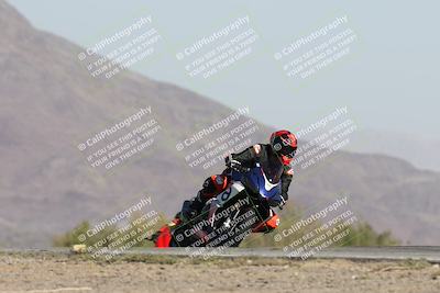 media/Dec-01-2025-Moto Forza (Mon) [[2daa91e15f]]/2-Intermediate Group/Session 2 Turn 9 Entry/